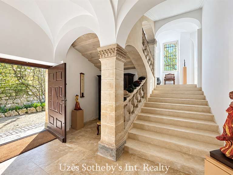 Château Uzès - 8 chambres - 880m²