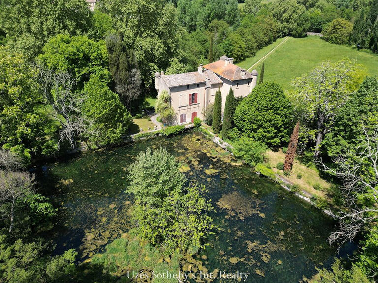 Castle Uzès - 5 bedrooms - 300m²