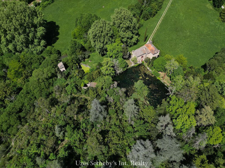 Castle Uzès - 5 bedrooms - 300m²