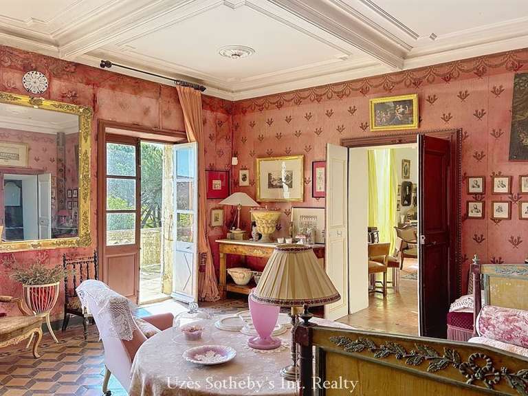 Castle Uzès - 10 bedrooms - 900m²