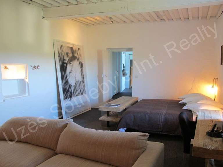 Château Uzès - 12 chambres - 1100m²