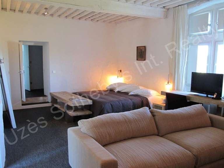 Château Uzès - 12 chambres - 1100m²