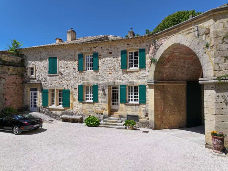 Castle Uzès - 14 bedrooms - 1100m²