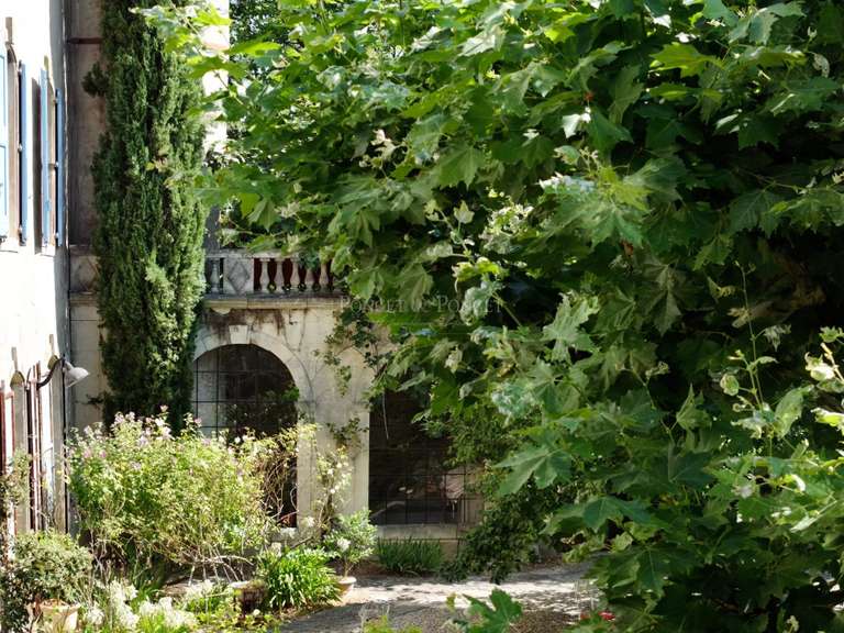 Château Uzès - 7 chambres - 1550m²