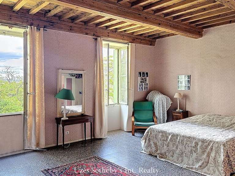 Château Uzès - 8 chambres - 300m²