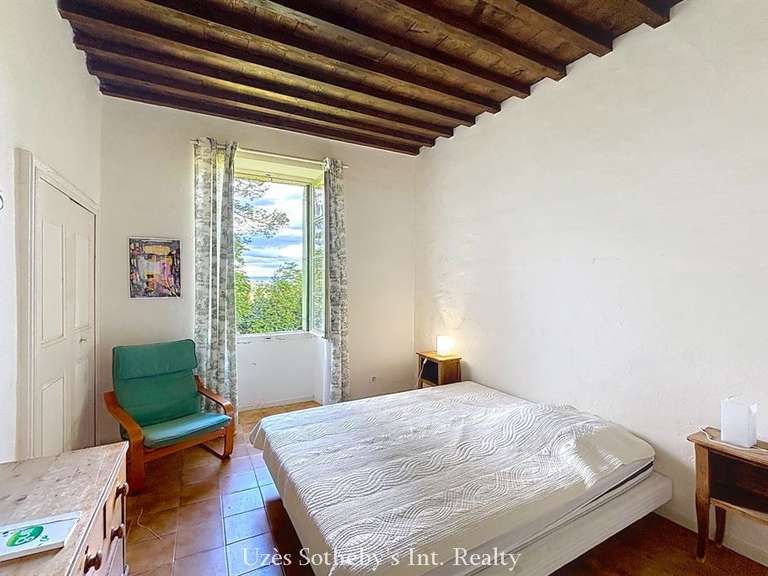 Château Uzès - 8 chambres - 300m²