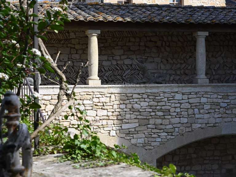 Château Uzès - 9 chambres - 1400m²