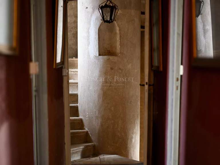 Castle Uzès - 7 bedrooms - 640m²