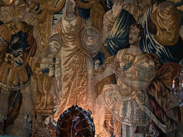 Château Uzès - 14 chambres - 1100m²