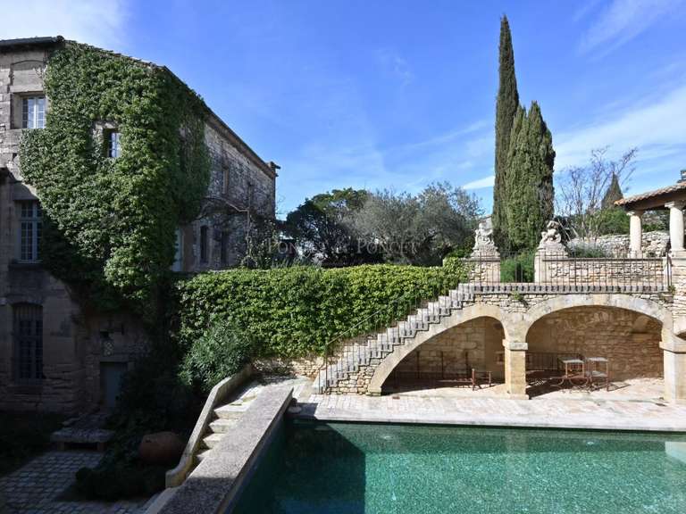 Château Uzès - 9 chambres - 1400m²