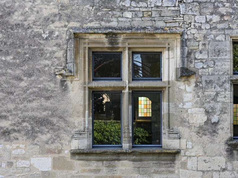 Château Uzès - 9 chambres - 1400m²