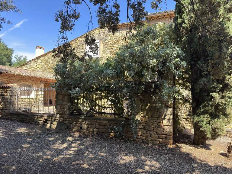 Château Uzès - 9 chambres - 374m²