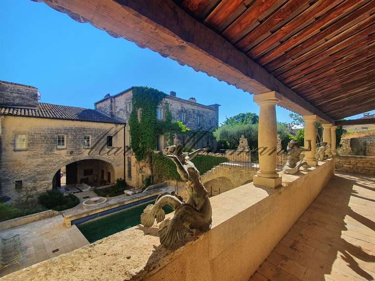 Castle Uzès - 7 bedrooms - 1500m²