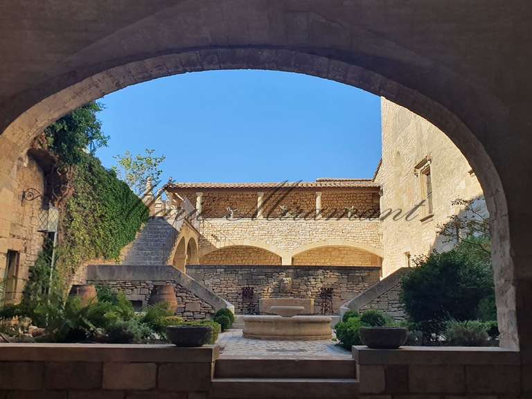 Castle Uzès - 7 bedrooms - 1500m²