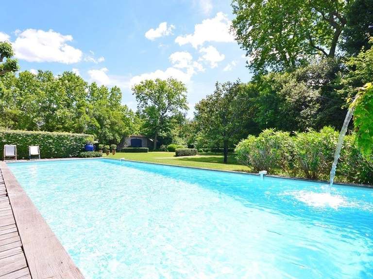 Château Uzès - 10 chambres - 1009m²