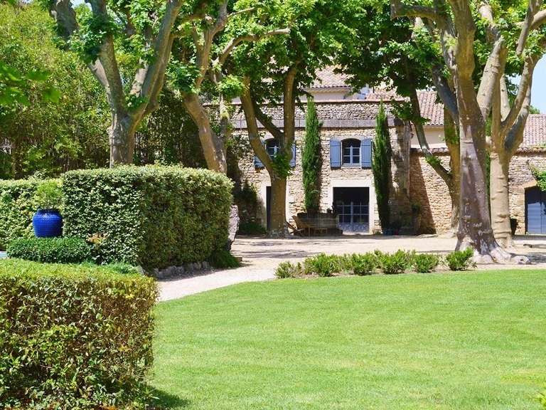 Château Uzès - 10 chambres - 1009m²