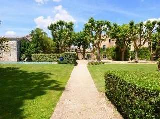 Château Uzès - 10 chambres - 1009m²