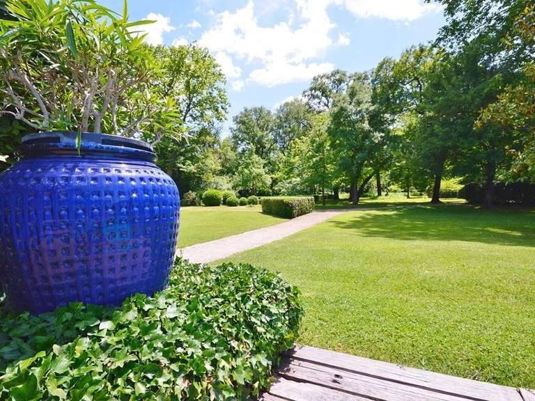 Château Uzès - 10 chambres - 1009m²