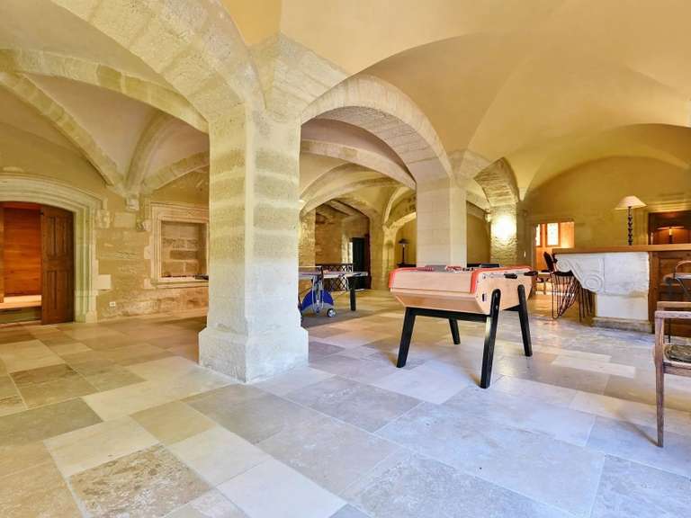 Château Uzès - 9 chambres - 1368m²