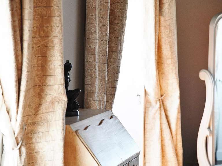 Château Uzès - 9 chambres - 1368m²