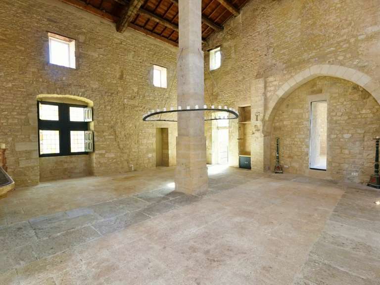 Château Uzès - 9 chambres - 1368m²