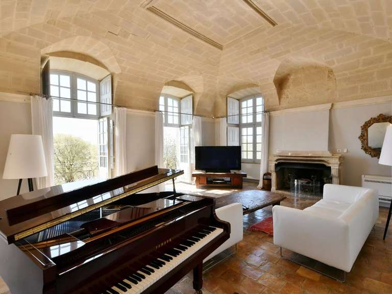 Château Uzès - 9 chambres - 1368m²
