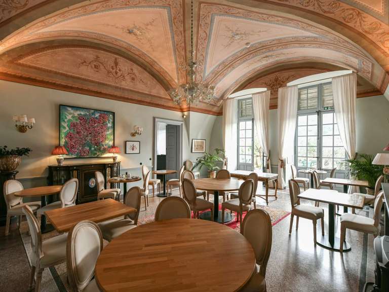 Castle Uzès - 18 bedrooms - 2050m²