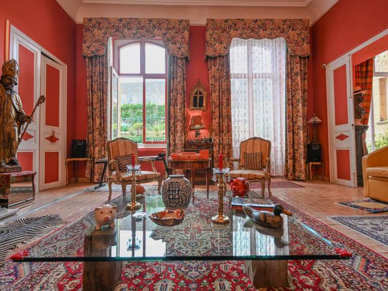 Château Uzès - 14 chambres - 1100m²