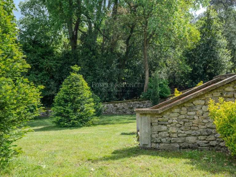 Castle Uzès - 22 bedrooms - 2500m²