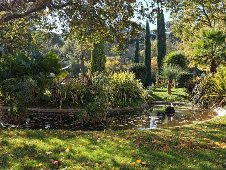 Château Uzès - 22 chambres - 2500m²