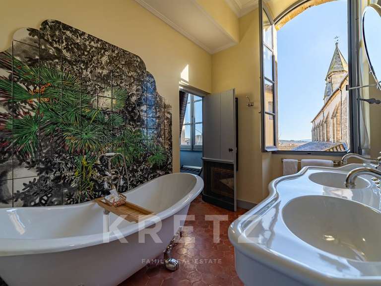 Castle Uzès - 2000m²