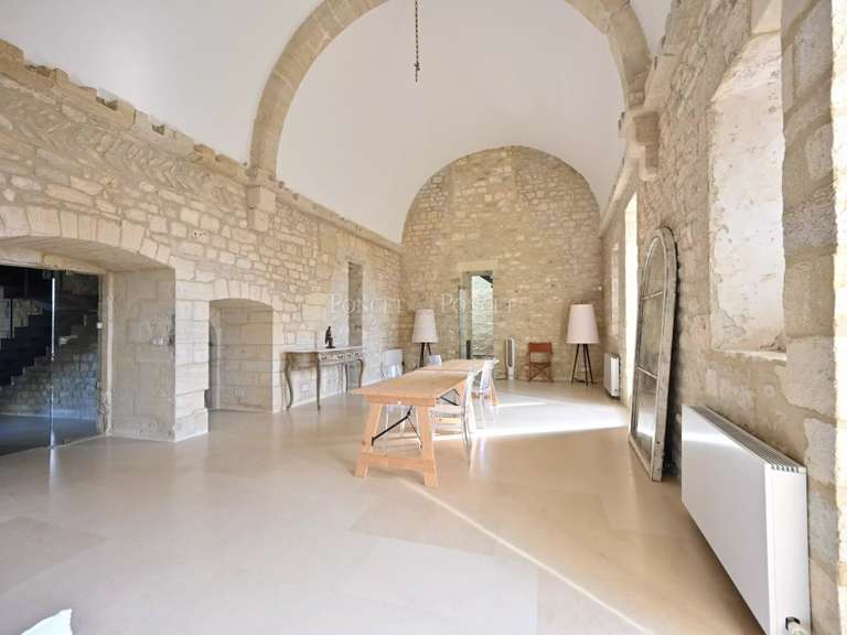 Château Uzès - 9 chambres - 1400m²