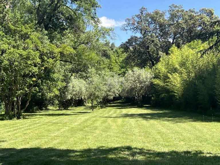 Château Uzès - 19 chambres - 1250m²