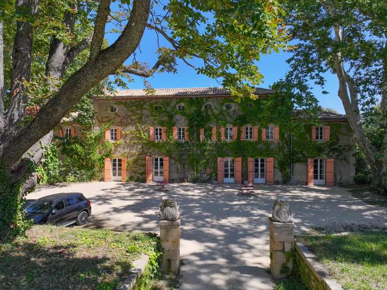 Castle Uzès - 19 bedrooms - 1250m²