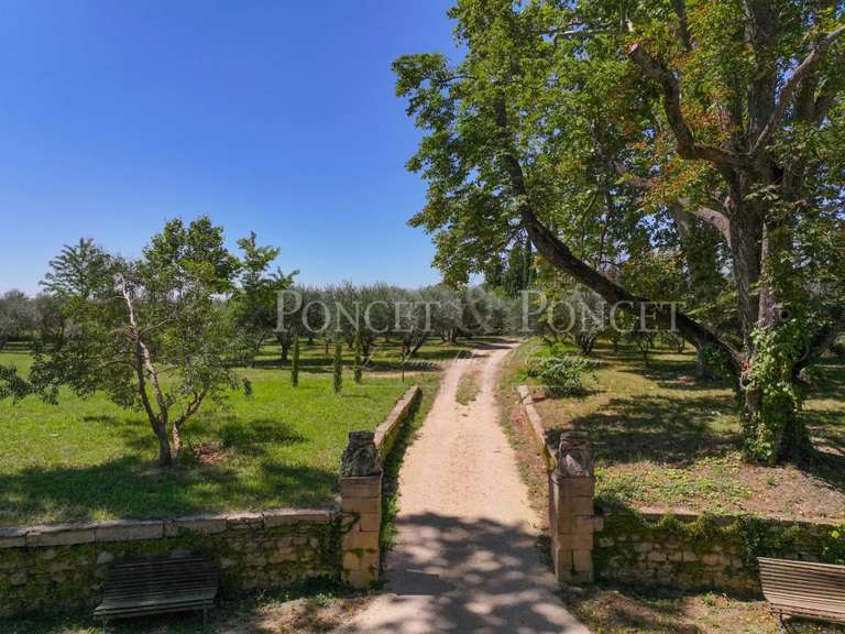 Castle Uzès - 19 bedrooms - 1250m²