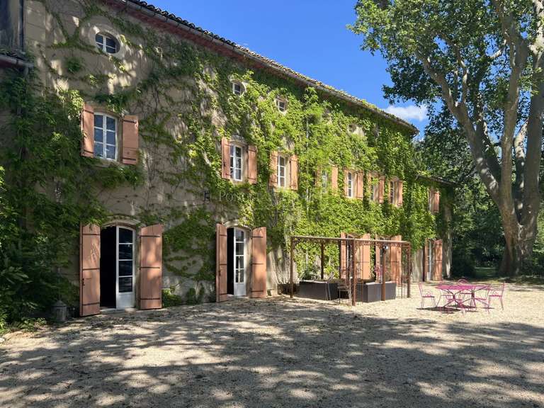 Château Uzès - 19 chambres - 1250m²