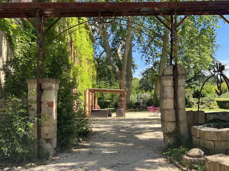 Château Uzès - 19 chambres - 1250m²