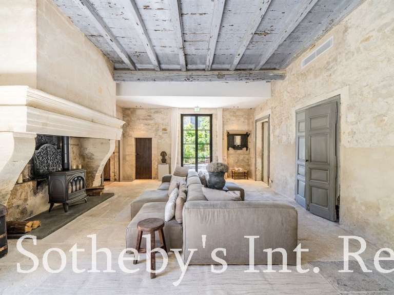 Château Uzès - 11 chambres - 1120m²