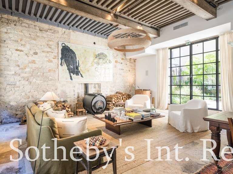 Château Uzès - 11 chambres - 1120m²