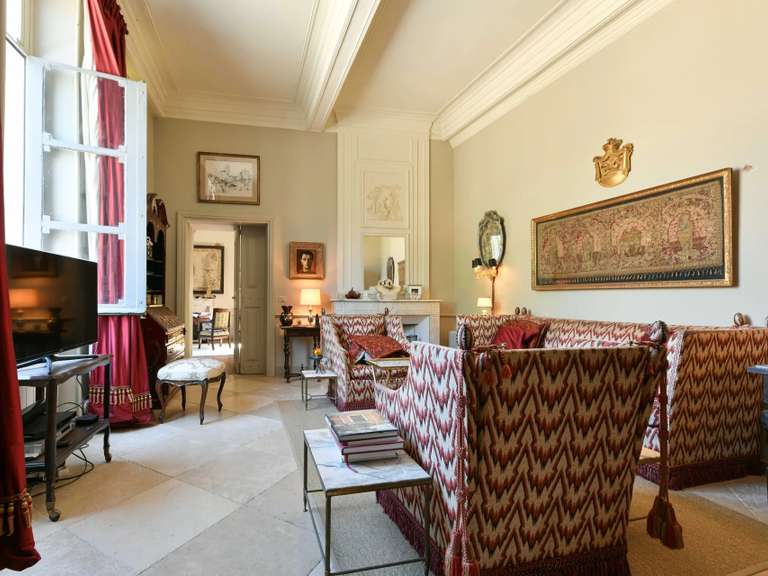 Château Uzès - 13 chambres - 1850m²