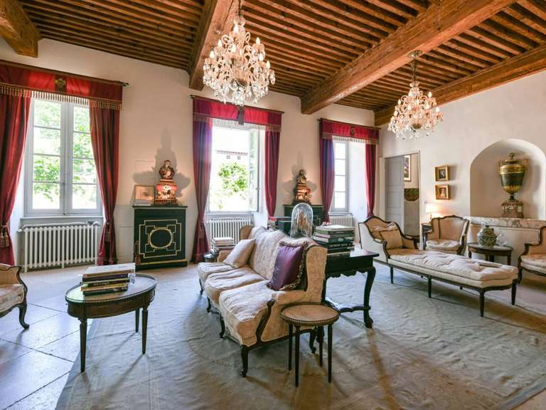 Château Uzès - 13 chambres - 1850m²