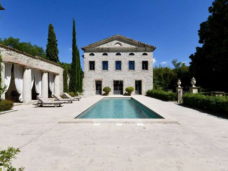 Château Uzès - 15 chambres - 2950m²