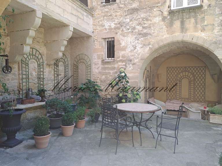 Hôtel particulier Uzès - 7 chambres - 450m²
