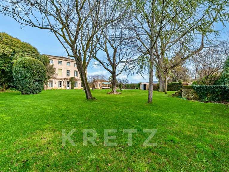 Hôtel particulier Uzès - 11 chambres - 500m²