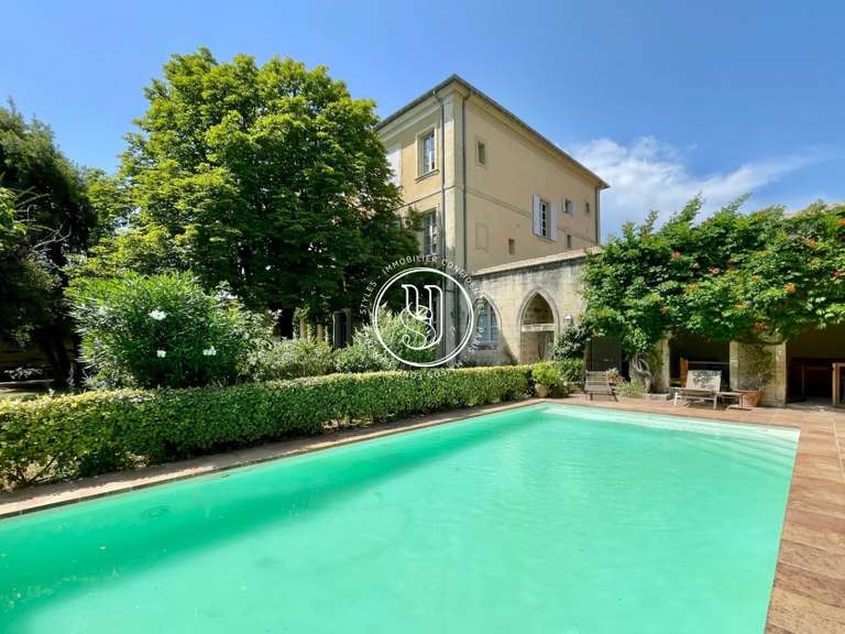 Hôtel particulier Uzès - 9 chambres - 650m²