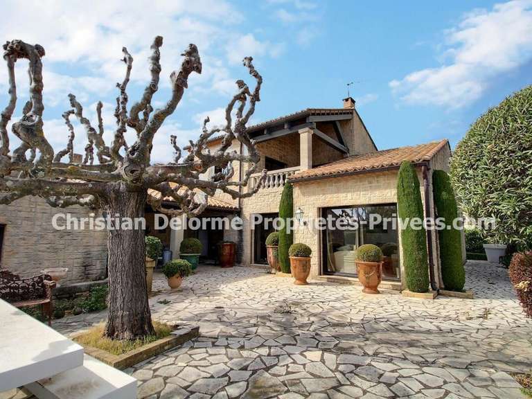 VENTE MAISON DE LUXE UZES visual data 2