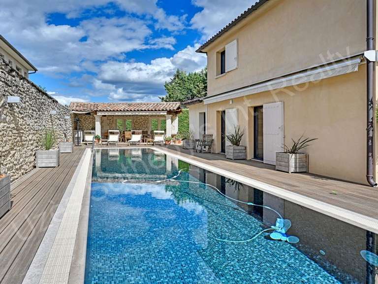 Maison Uzès - 3 chambres - 247m²