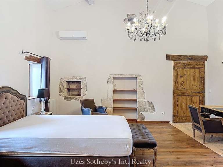 House Uzès - 7 bedrooms - 900m²