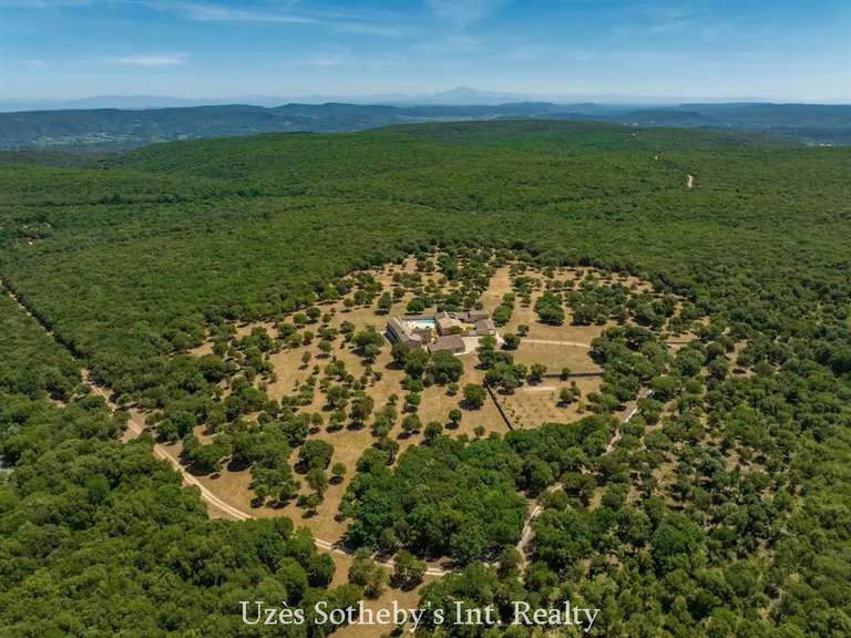 House Uzès - 7 bedrooms - 900m²