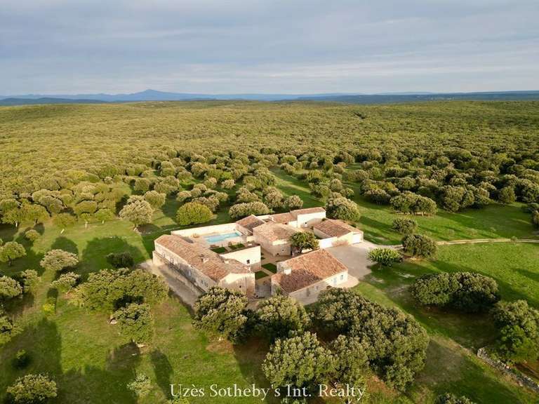 House Uzès - 7 bedrooms - 900m²